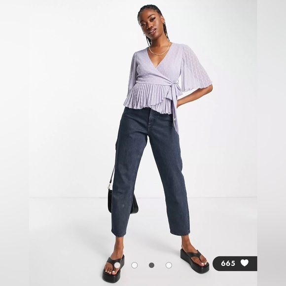 Textured wrap short sleeve blouse - Picture 5 of 9